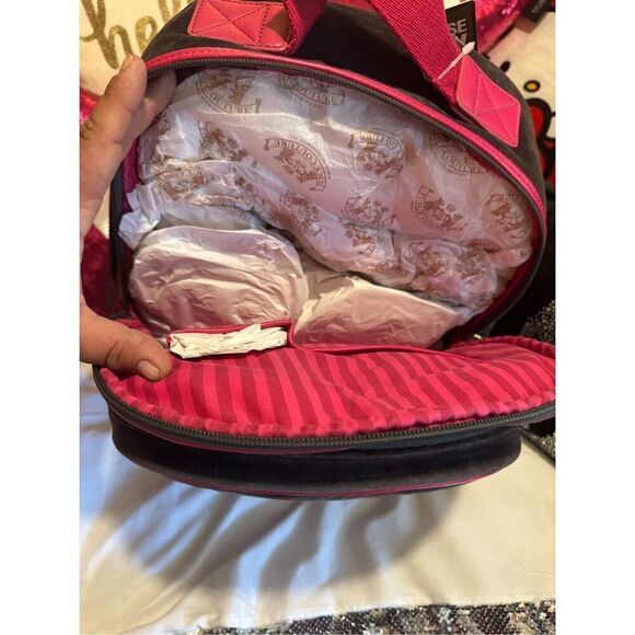 Vintage y2k black hot pink & gold peace velour juicy couture backpack NWT - Picture 6 of 8